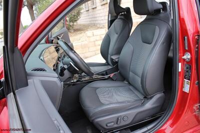 2023 Kia Niro EX Touring Finance Available - Photo 14 - Rialto, CA 92376-8618