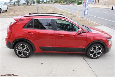2023 Kia Niro EX Touring Finance Available - Photo 9 - Rialto, CA 92376-8618