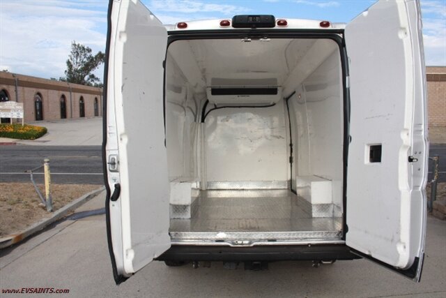 2023 RAM ProMaster 3500 159 WB REFER w ThermoKing - Photo 2 - Rialto, CA 92376-8618