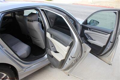 2019 Honda Accord Hybrid   - Photo 10 - Rialto, CA 92376-8618