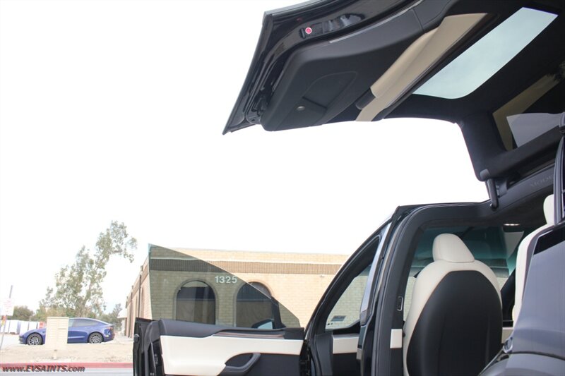 2023 Tesla Model X Dual Motor AWD - Photo 16 - Rialto, CA 92376-8618