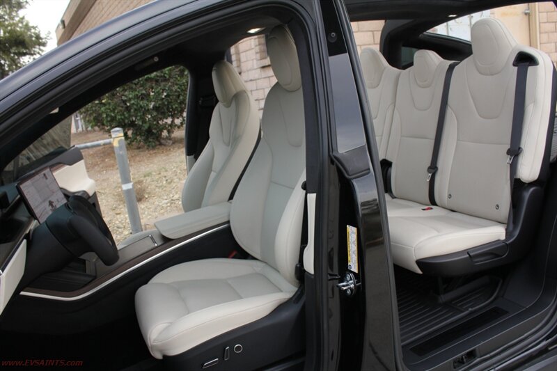 2023 Tesla Model X Dual Motor AWD - Photo 15 - Rialto, CA 92376-8618