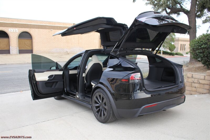 2023 Tesla Model X Dual Motor AWD - Photo 20 - Rialto, CA 92376-8618