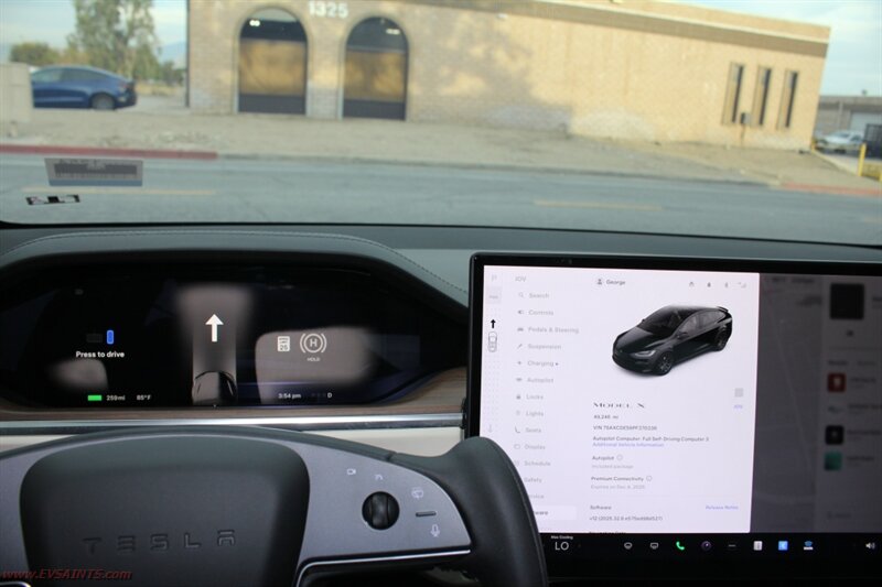 2023 Tesla Model X Dual Motor AWD - Photo 24 - Rialto, CA 92376-8618