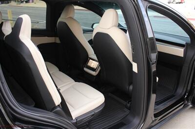 2023 Tesla Model X Dual Motor AWD - Photo 12 - Rialto, CA 92376-8618