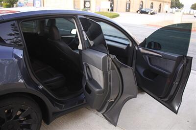 2023 Tesla Model Y Long Range  EV Rebate - Finance - Warranty - Photo 9 - Rialto, CA 92376-8618