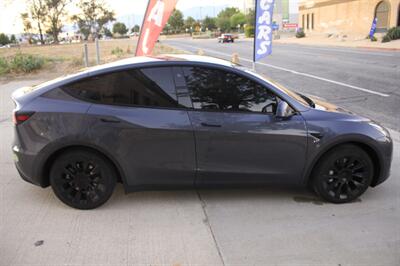 2023 Tesla Model Y Long Range  EV Rebate - Finance - Warranty - Photo 8 - Rialto, CA 92376-8618