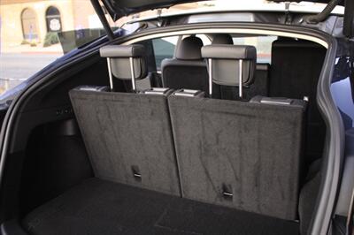 2023 Tesla Model Y Long Range  EV Rebate - Finance - Warranty - Photo 18 - Rialto, CA 92376-8618