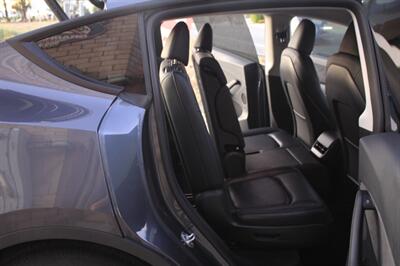 2023 Tesla Model Y Long Range  EV Rebate - Finance - Warranty - Photo 19 - Rialto, CA 92376-8618