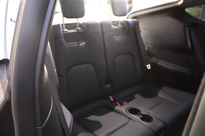 2023 Tesla Model Y Long Range  EV Rebate - Finance - Warranty - Photo 17 - Rialto, CA 92376-8618
