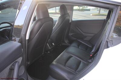2023 Tesla Model 3 RWD   - Photo 10 - Rialto, CA 92376-8618