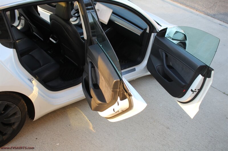2020 Tesla Model 3 Long Range FSD INCLUDED - Photo 11 - Rialto, CA 92376-8618