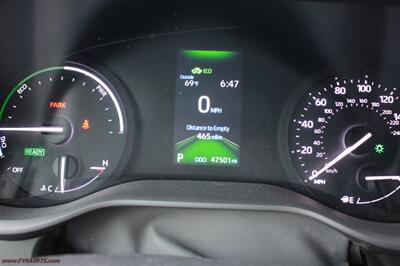 2024 Toyota Sienna LE 8-Passenger  HYBRID - Photo 13 - Rialto, CA 92376-8618