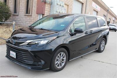 2024 Toyota Sienna LE 8-Passenger  HYBRID Van