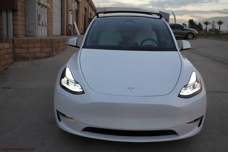 2025 Tesla Model Y Performance We Finance This - Photo 4 - Rialto, CA 92376-8618
