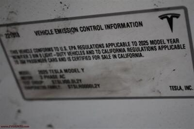 2025 Tesla Model Y Performance We Finance This - Photo 19 - Rialto, CA 92376-8618