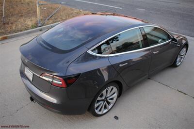 2018 Tesla Model 3 Long Range  We Finance - Photo 8 - Rialto, CA 92376-8618