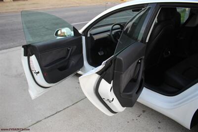 2020 Tesla Model 3 Performance  Easy To Finance Here - Photo 12 - Rialto, CA 92376-8618
