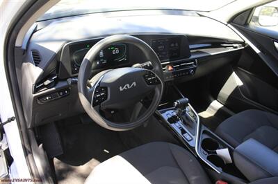 2024 Kia Niro LX  We Finance - Photo 10 - Rialto, CA 92376-8618