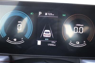 2026 Hyundai SONATA Hybrid Hybrid Blue Easy Finance Available - Photo 18 - Rialto, CA 92376-8618