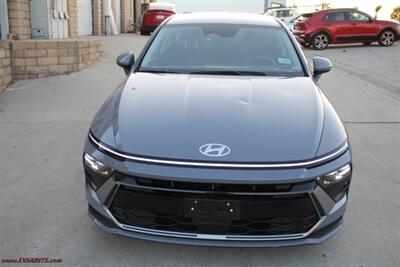 2026 Hyundai SONATA Hybrid Hybrid Blue Easy Finance Available - Photo 3 - Rialto, CA 92376-8618