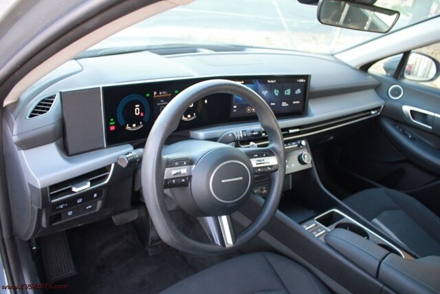 2026 Hyundai SONATA Hybrid Hybrid Blue Easy Finance Available - Photo 13 - Rialto, CA 92376-8618