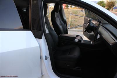 2023 Tesla Model Y Long Range  7-Seats FSD REBATES FINACING - Photo 11 - Rialto, CA 92376-8618