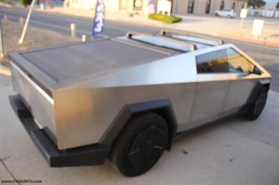 2024 Tesla Cybertruck Foundation Finance Available - Photo 11 - Rialto, CA 92376-8618