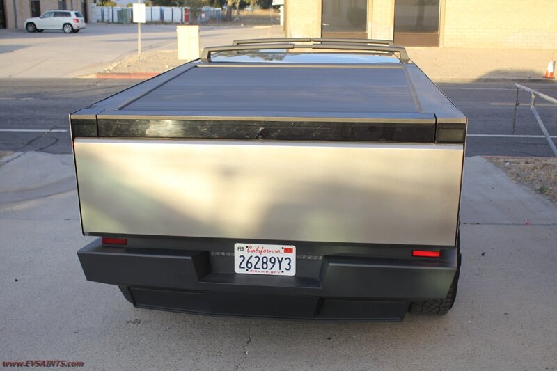 2024 Tesla Cybertruck Foundation Finance Available - Photo 9 - Rialto, CA 92376-8618