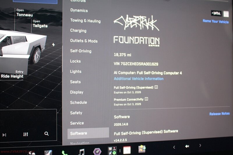 2024 Tesla Cybertruck Foundation Finance Available - Photo 23 - Rialto, CA 92376-8618