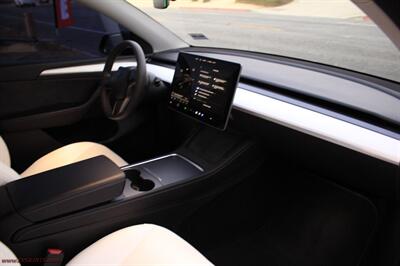 2023 Tesla Model Y Long Range  Finance - Warranty - Photo 9 - Rialto, CA 92376-8618