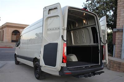 2021 Mercedes-Benz Sprinter 3500  4x2  3dr 170 in. WB High Roof Extended Cargo Van - Photo 8 - Rialto, CA 92376-8618