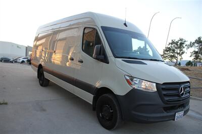 2021 Mercedes-Benz Sprinter 3500  4x2  3dr 170 in. WB High Roof Extended Cargo Van - Photo 1 - Rialto, CA 92376-8618