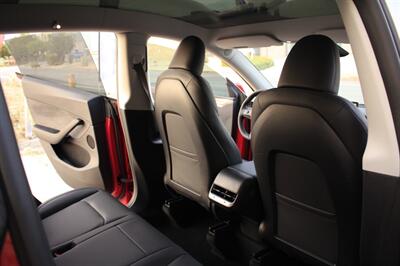 2023 Tesla Model Y Long Range   - Photo 15 - Rialto, CA 92376-8618