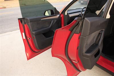 2023 Tesla Model Y Long Range   - Photo 11 - Rialto, CA 92376-8618