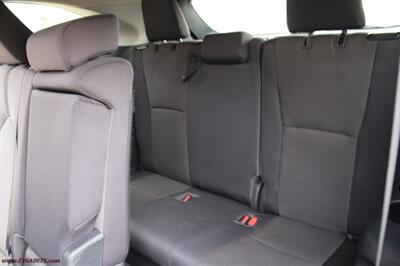 2021 Toyota Highlander Hybrid LE  We finance this vehicle - Photo 13 - Rialto, CA 92376-8618