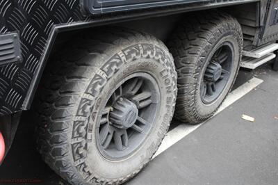 2023 Black Series HQ19 Off-Road Camper - Photo 6 - Rialto, CA 92376-8618