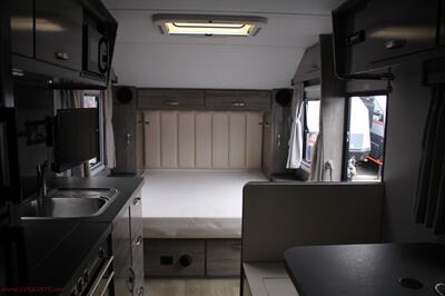 2023 Black Series HQ19 Off-Road Camper - Photo 9 - Rialto, CA 92376-8618