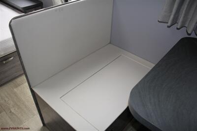 2023 Black Series HQ19 Off-Road Camper - Photo 10 - Rialto, CA 92376-8618