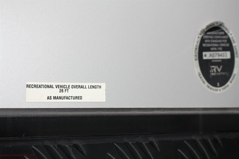 2023 Black Series HQ19 Off-Road Camper - Photo 19 - Rialto, CA 92376-8618