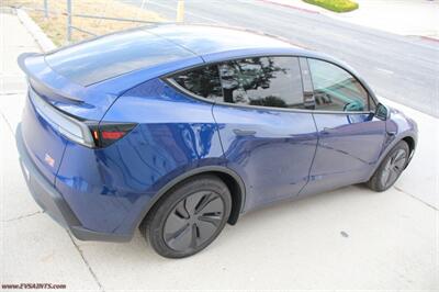 2026 Tesla Model Y LONG RANGE   - Photo 10 - Rialto, CA 92376-8618