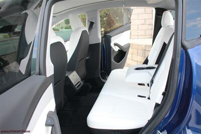 2026 Tesla Model Y LONG RANGE   - Photo 14 - Rialto, CA 92376-8618