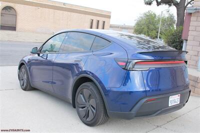 2026 Tesla Model Y LONG RANGE   - Photo 6 - Rialto, CA 92376-8618