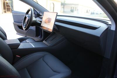 2025 Tesla Model 3 Long Range   - Photo 17 - Rialto, CA 92376-8618