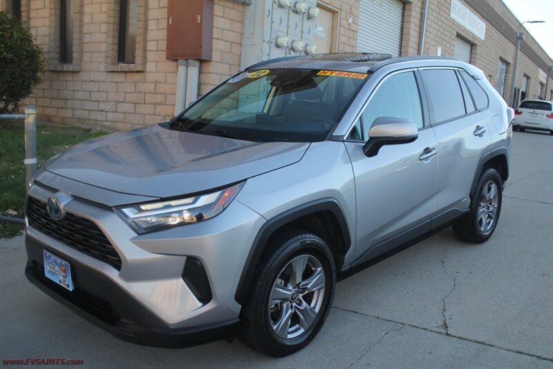 2022 Toyota RAV4 Hybrid XLE  We Finance - Photo 1 - Rialto, CA 92376-8618