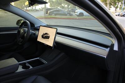 2022 Tesla Model 3 Long Range   - Photo 15 - Rialto, CA 92376-8618