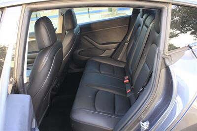 2022 Tesla Model 3 Long Range   - Photo 9 - Rialto, CA 92376-8618