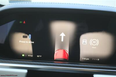 2022 Tesla Model X Plaid   - Photo 20 - Rialto, CA 92376-8618