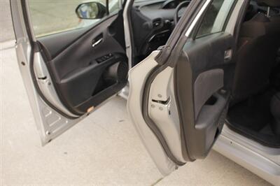 2022 Toyota Prius L Eco  We Finance with Westlake Financial - Photo 12 - Rialto, CA 92376-8618