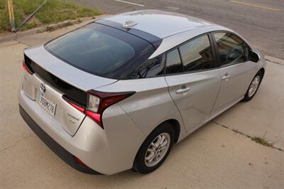 2022 Toyota Prius L Eco  We Finance with Westlake Financial - Photo 5 - Rialto, CA 92376-8618